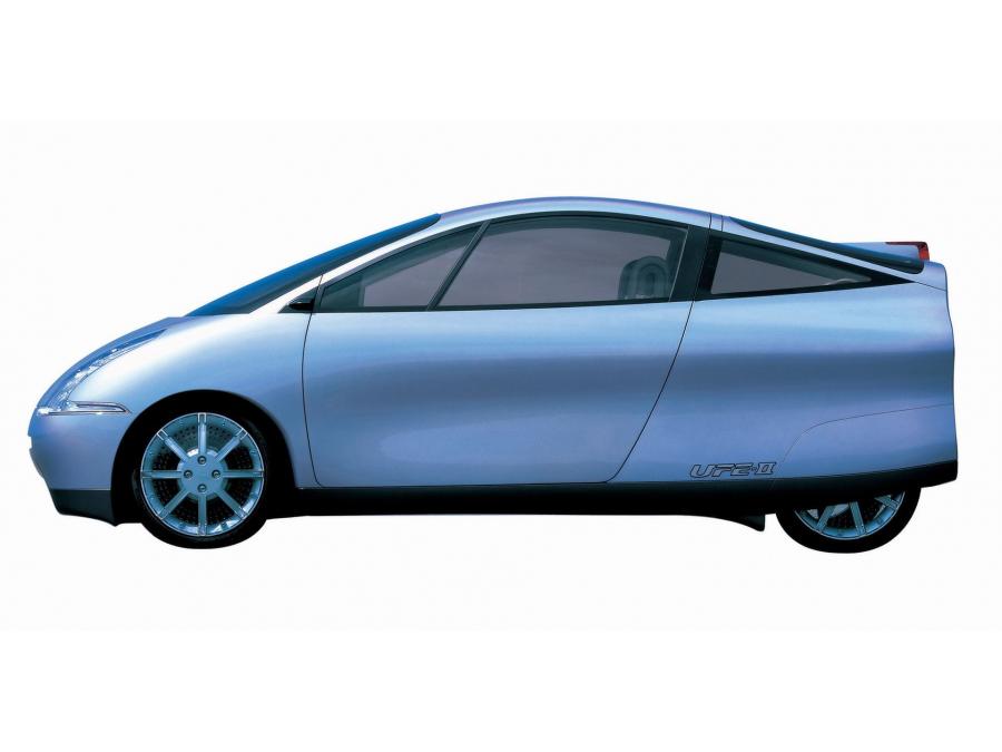  Daihatsu UFE-II Concept 2003 года  (фото 2 из 3)